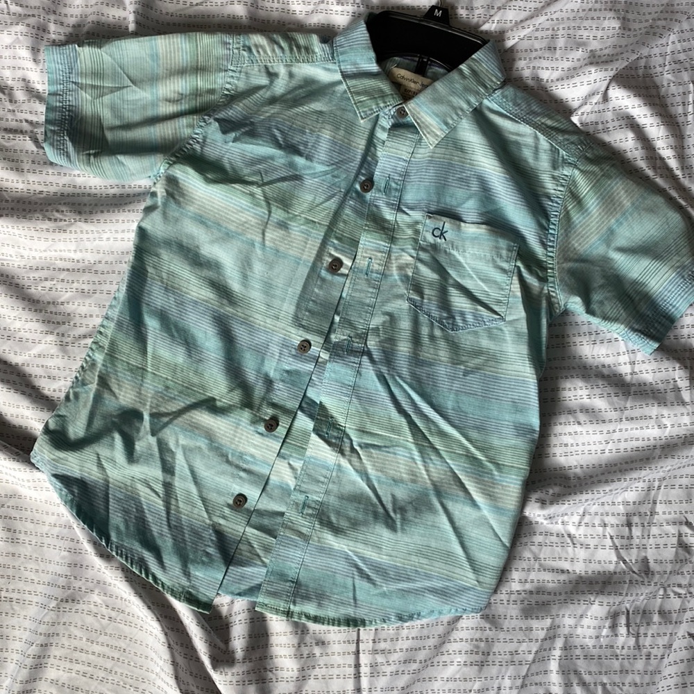 Calvin Klein Jeans. Boys Size Small. (8)